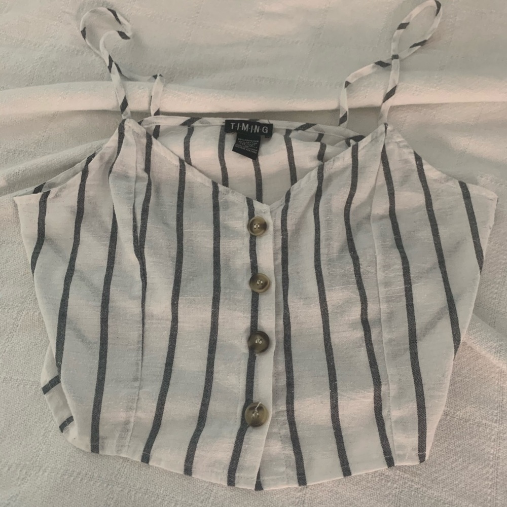 Cropped top